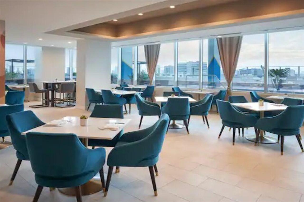 Hotel Serena Miami, Tapestry Collection By Hilton 4*
